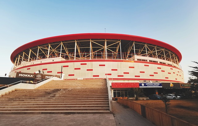 出如今伊万 出如今伊万